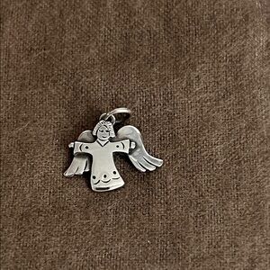 Jeep Collin’s Angle Charm Retired